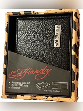 Ed Hardy Bi-fold Black Pebble Wallet NWT